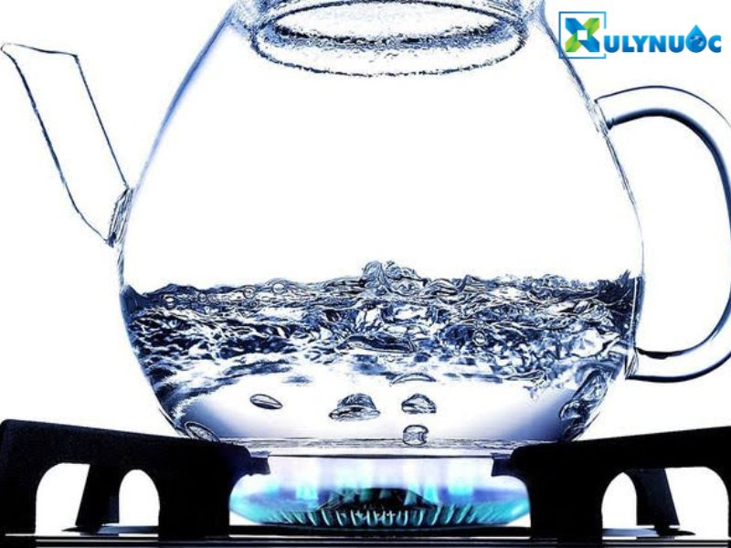 Uống nước mưa đun sôi có tốt không?