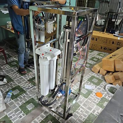 Máy lọc nước RO 150l/h công nghiệp tinh khiết